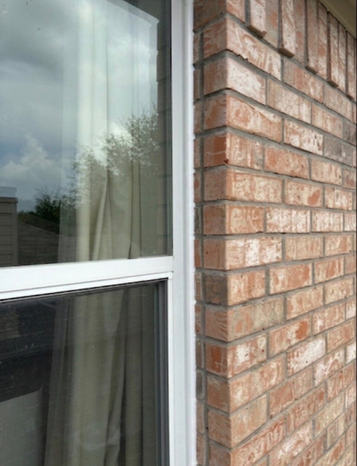 After photo of an Austin brick window edge after resealing