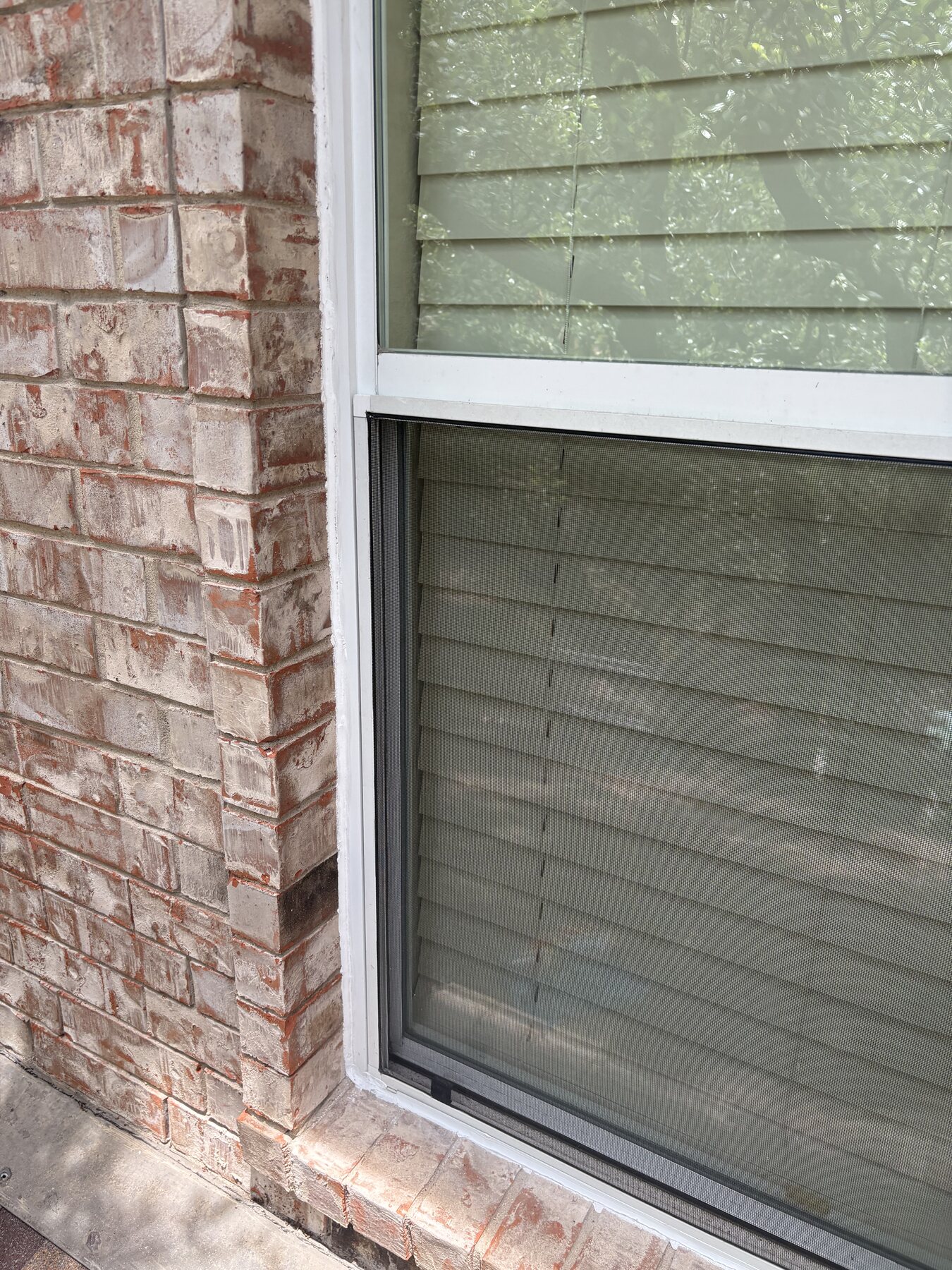 After photo of a Georgetown brick window lower corner reseal