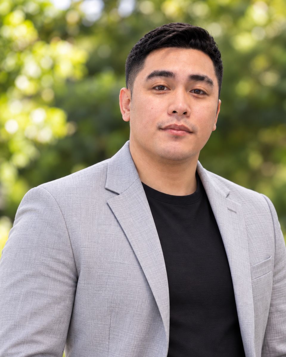 Portrait of Tony, the transaction coordinator on the Fix and Fashion Team
