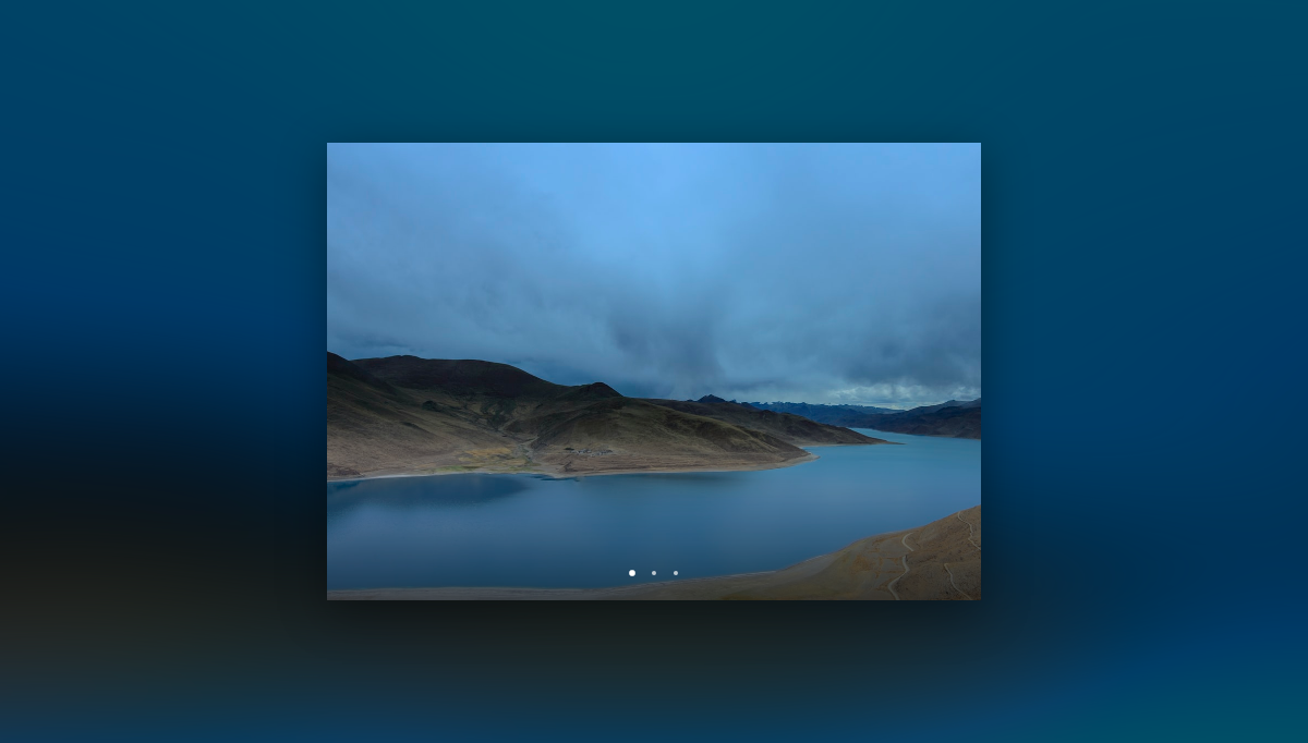 CSS Slideshows - Slick Slideshow with blur effect